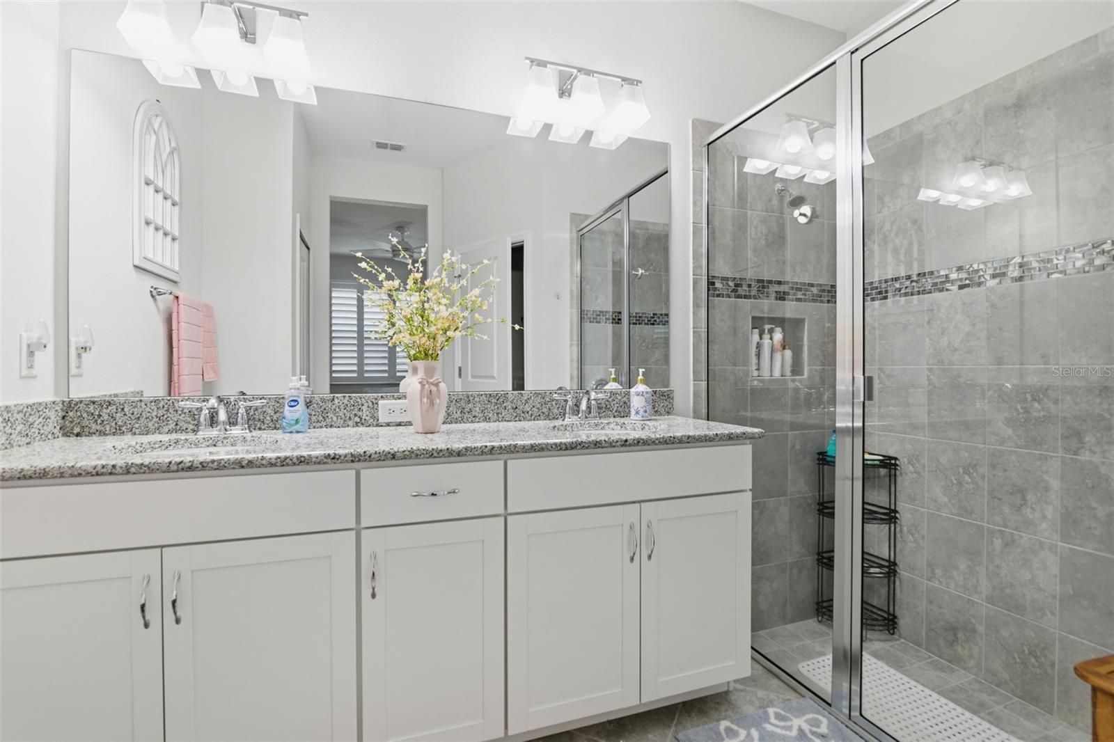 Image 21 of 34 For 521 Margaritaville Avenue