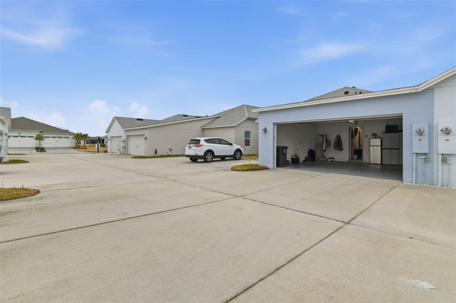 Image 26 of 34 For 521 Margaritaville Avenue