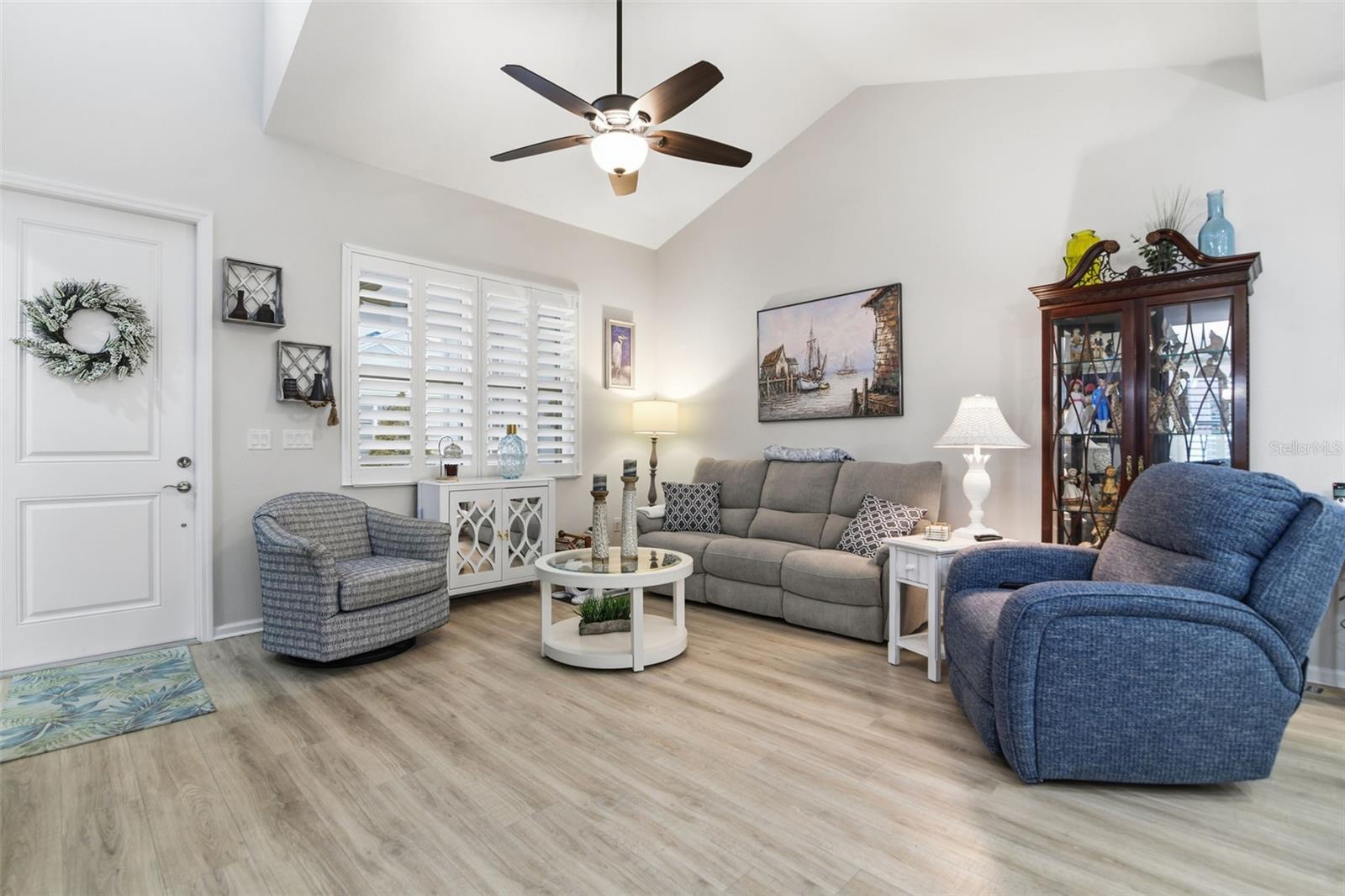 Image 5 of 34 For 521 Margaritaville Avenue