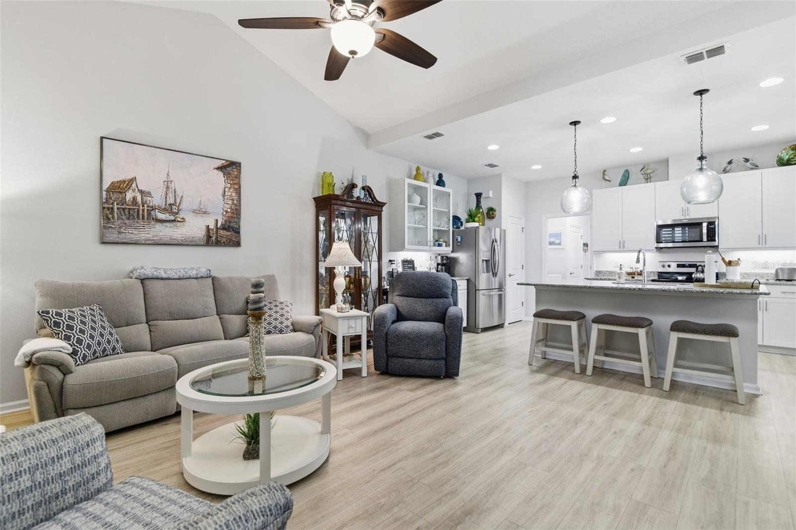 Image 6 of 34 For 521 Margaritaville Avenue