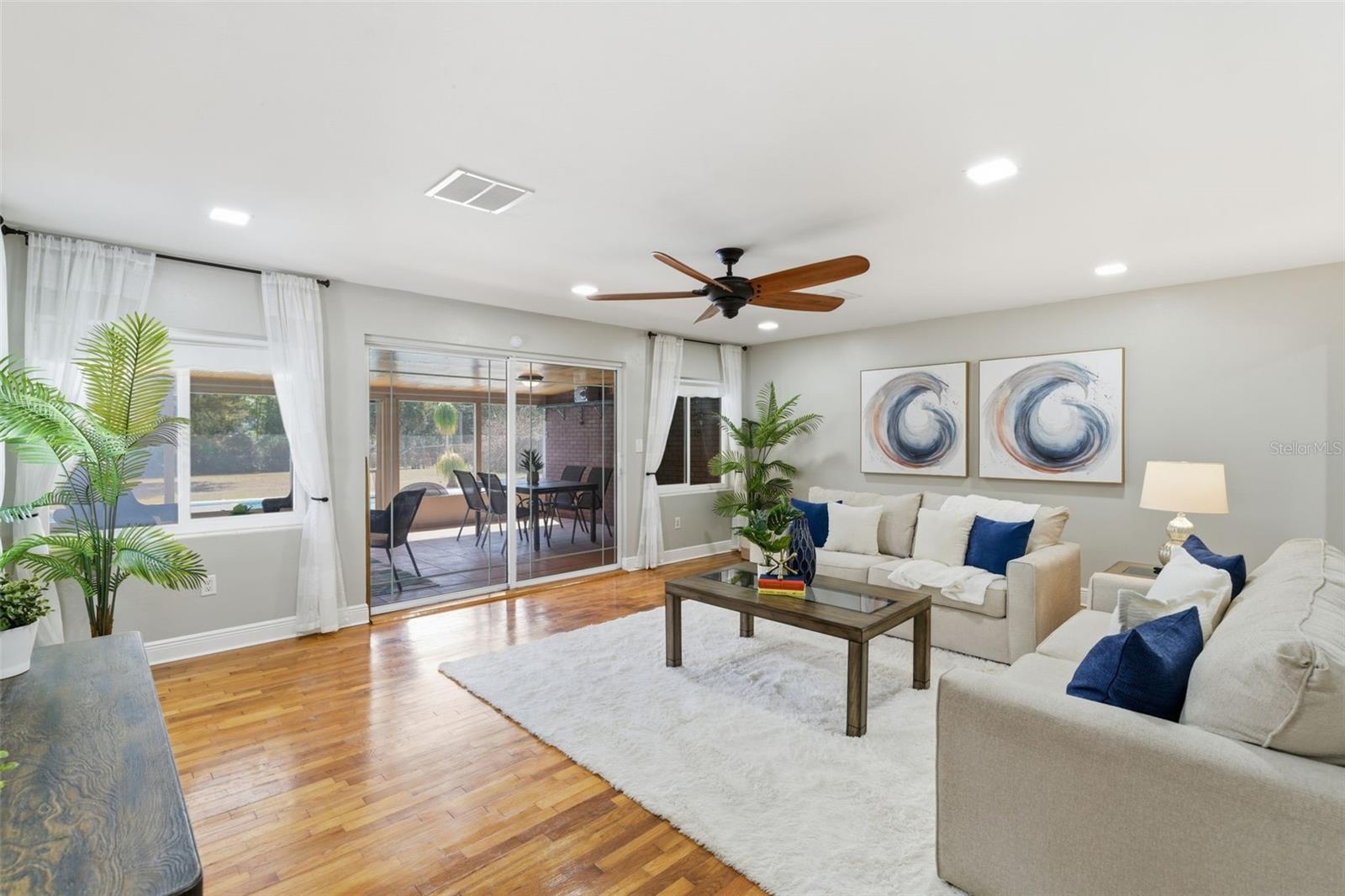 Image 19 of 56 For 124 Lake Molly Avenue