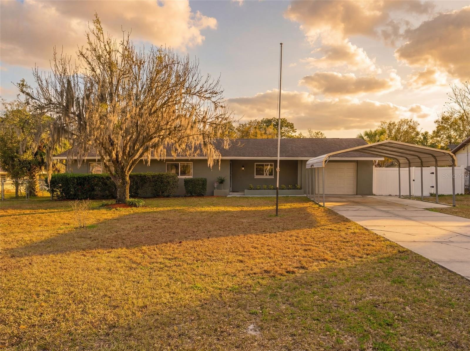 Image 2 of 56 For 124 Lake Molly Avenue