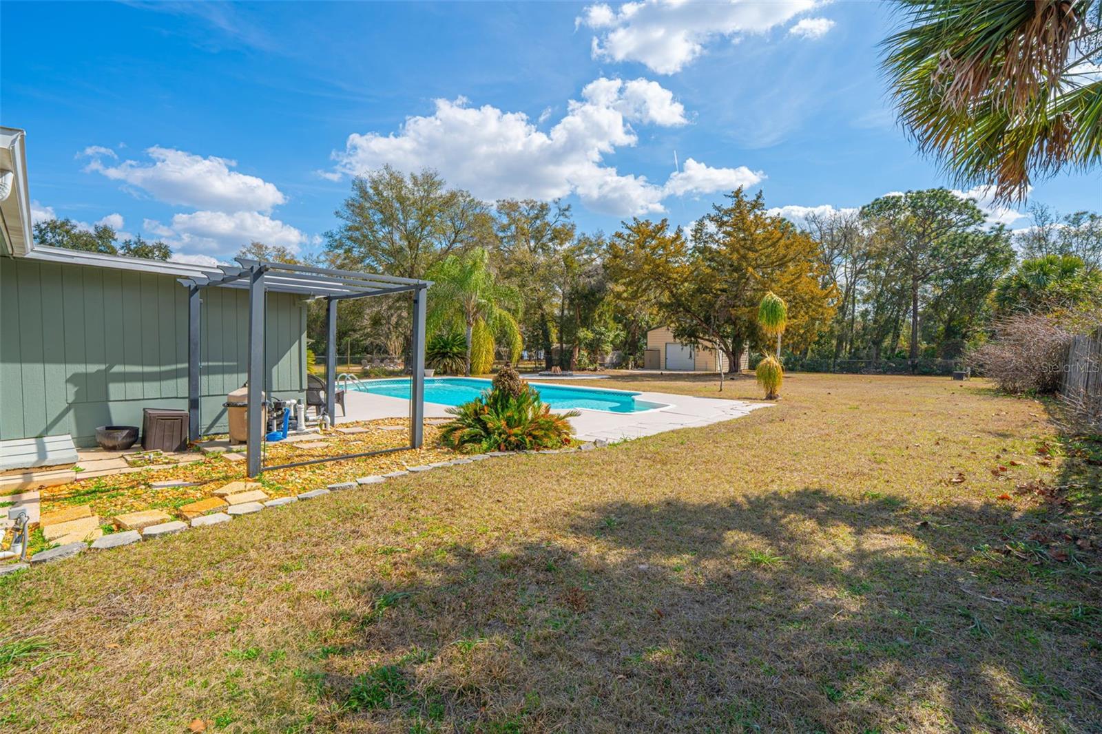 Image 44 of 56 For 124 Lake Molly Avenue