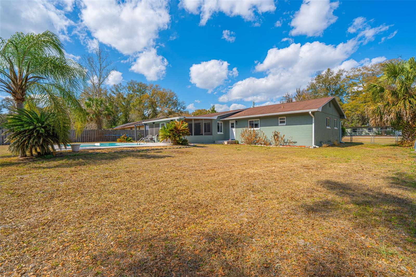 Image 45 of 56 For 124 Lake Molly Avenue