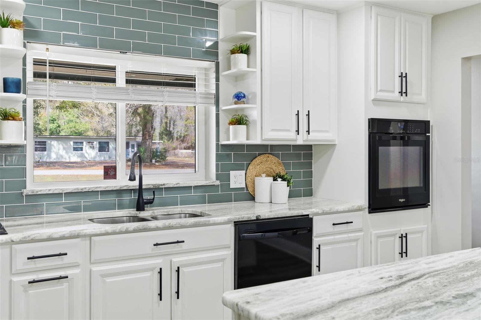 Image 8 of 56 For 124 Lake Molly Avenue