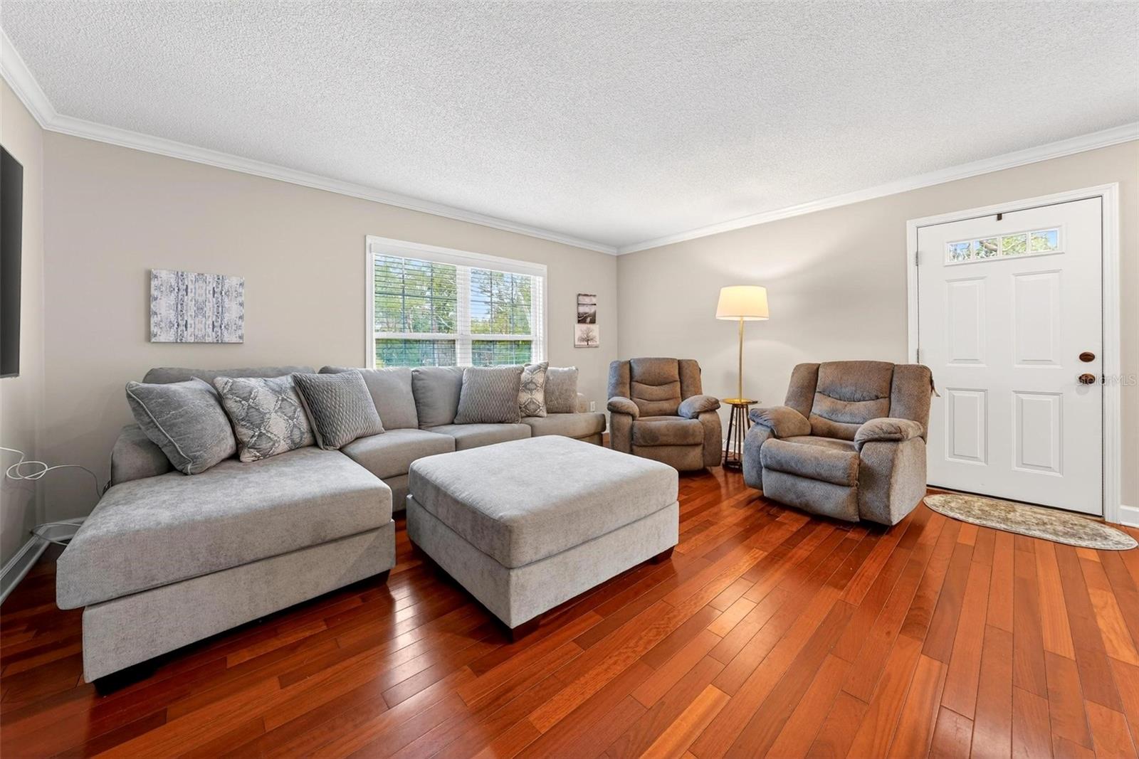 Image 17 of 34 For 4870 Conway Road 106