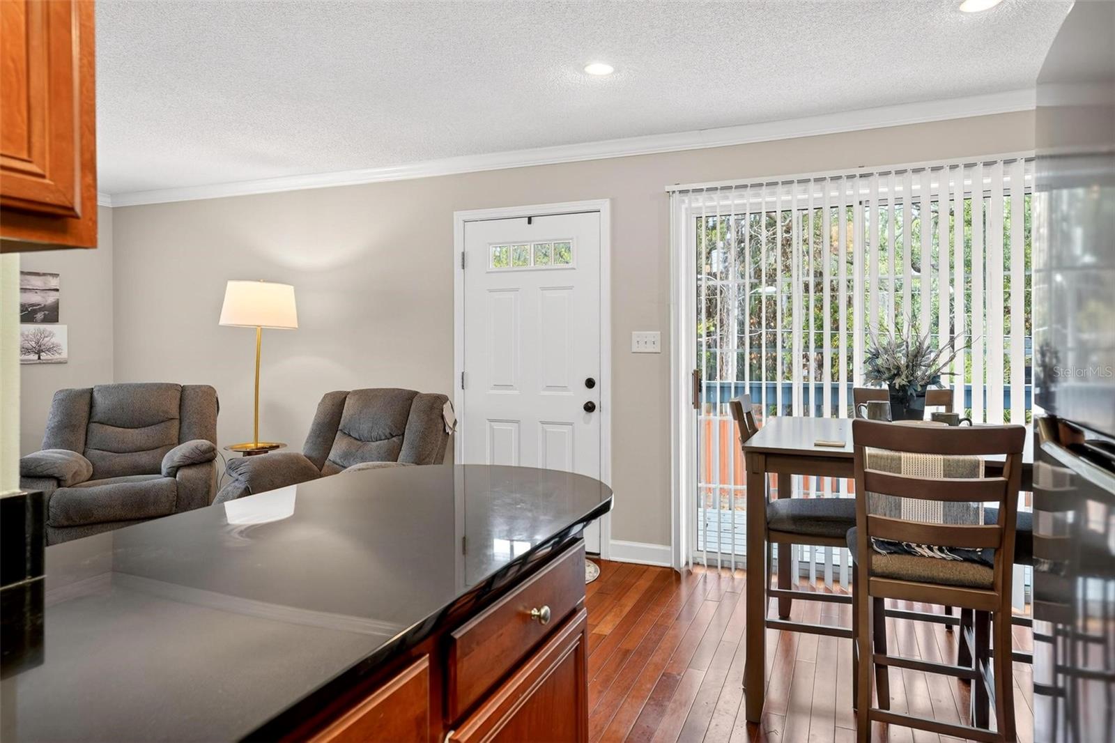 Image 26 of 34 For 4870 Conway Road 106