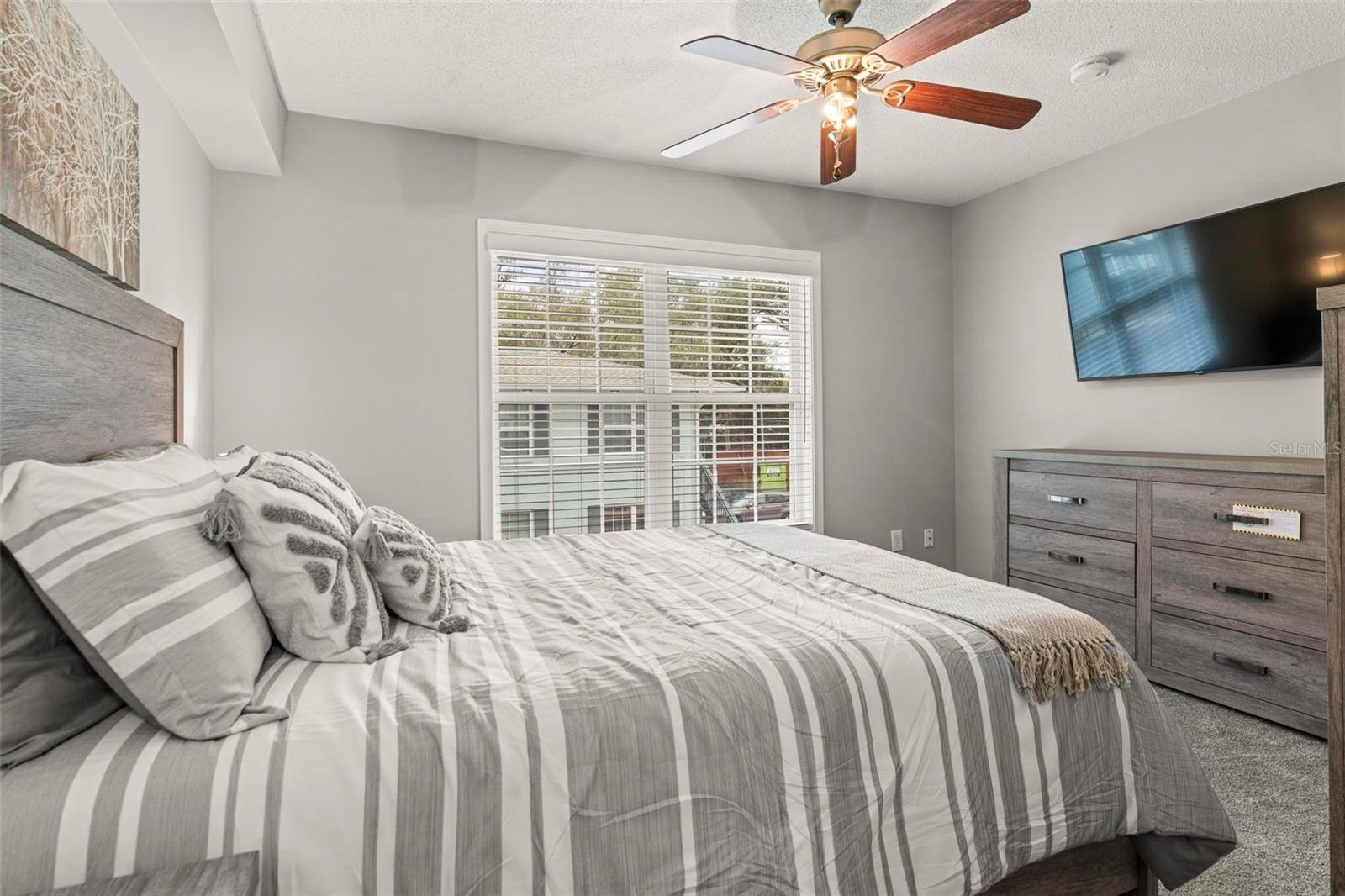 Image 7 of 34 For 4870 Conway Road 106