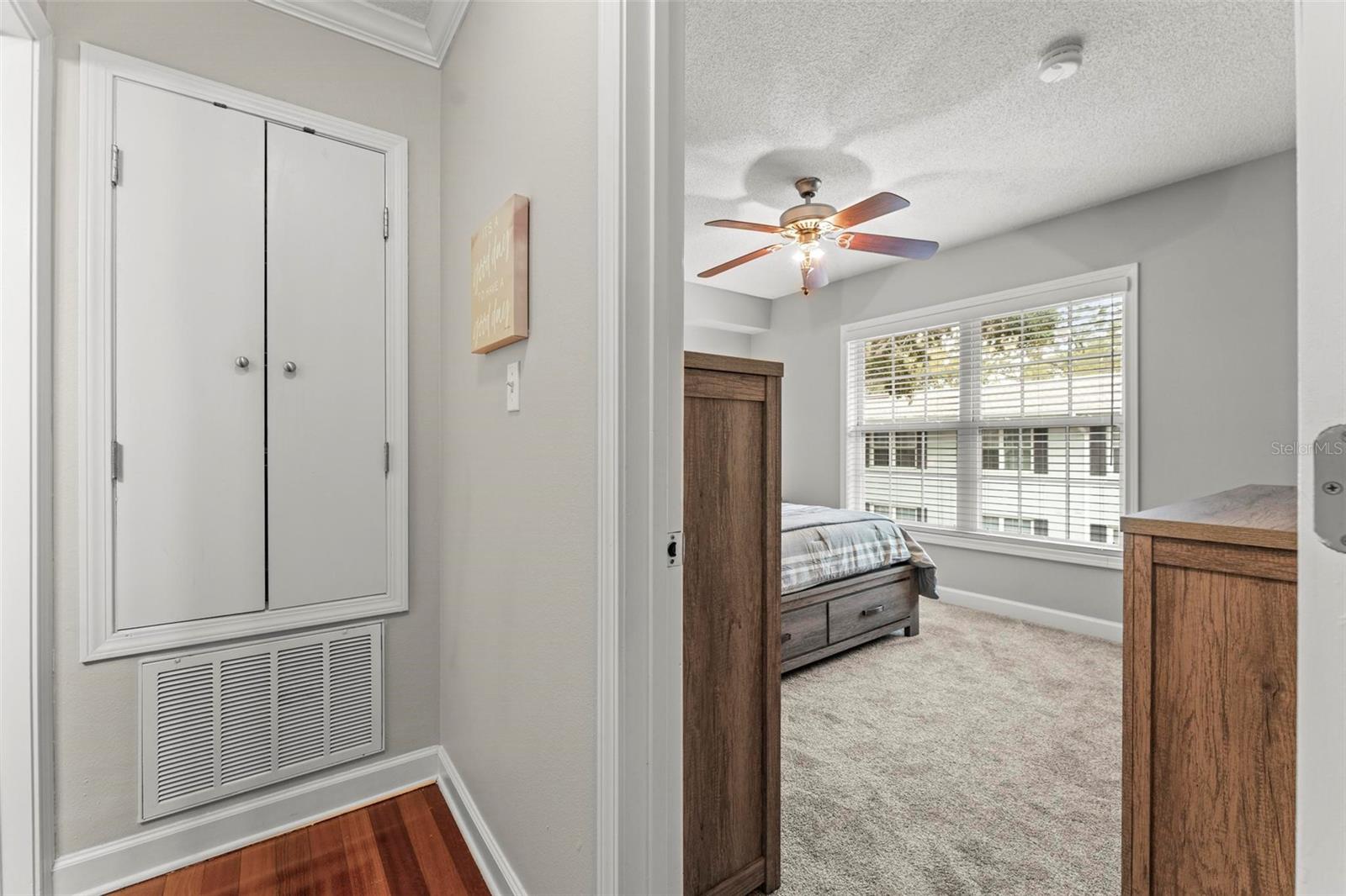 Image 9 of 34 For 4870 Conway Road 106