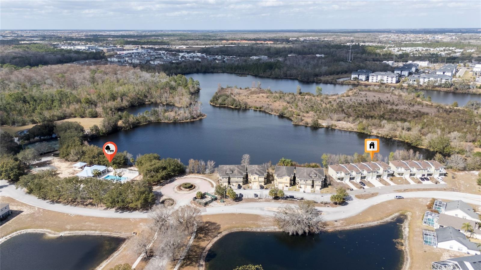 Image 34 of 43 For 460 Lake Shore Parkway