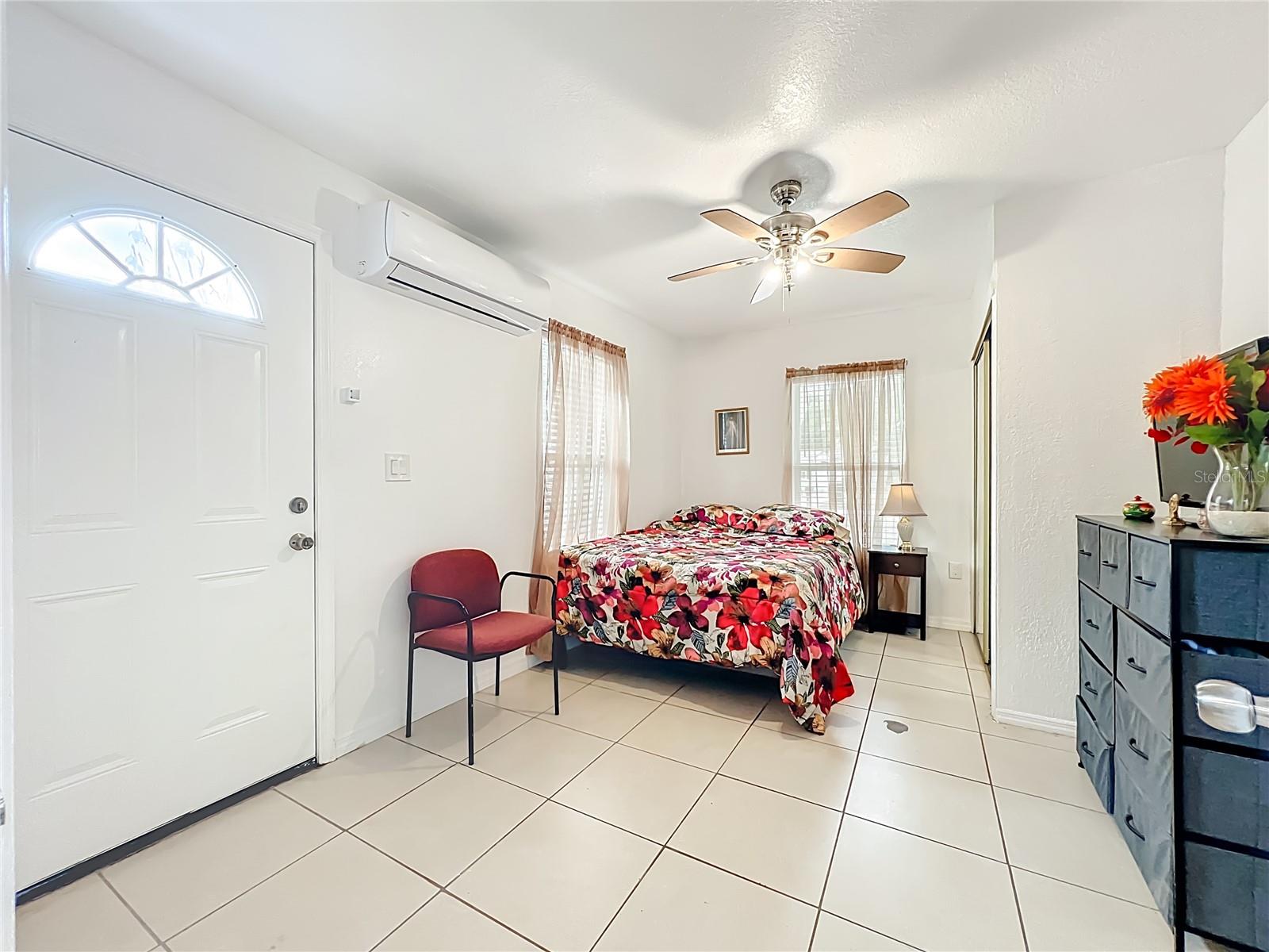 Image 20 of 25 For 1 Solandra Drive