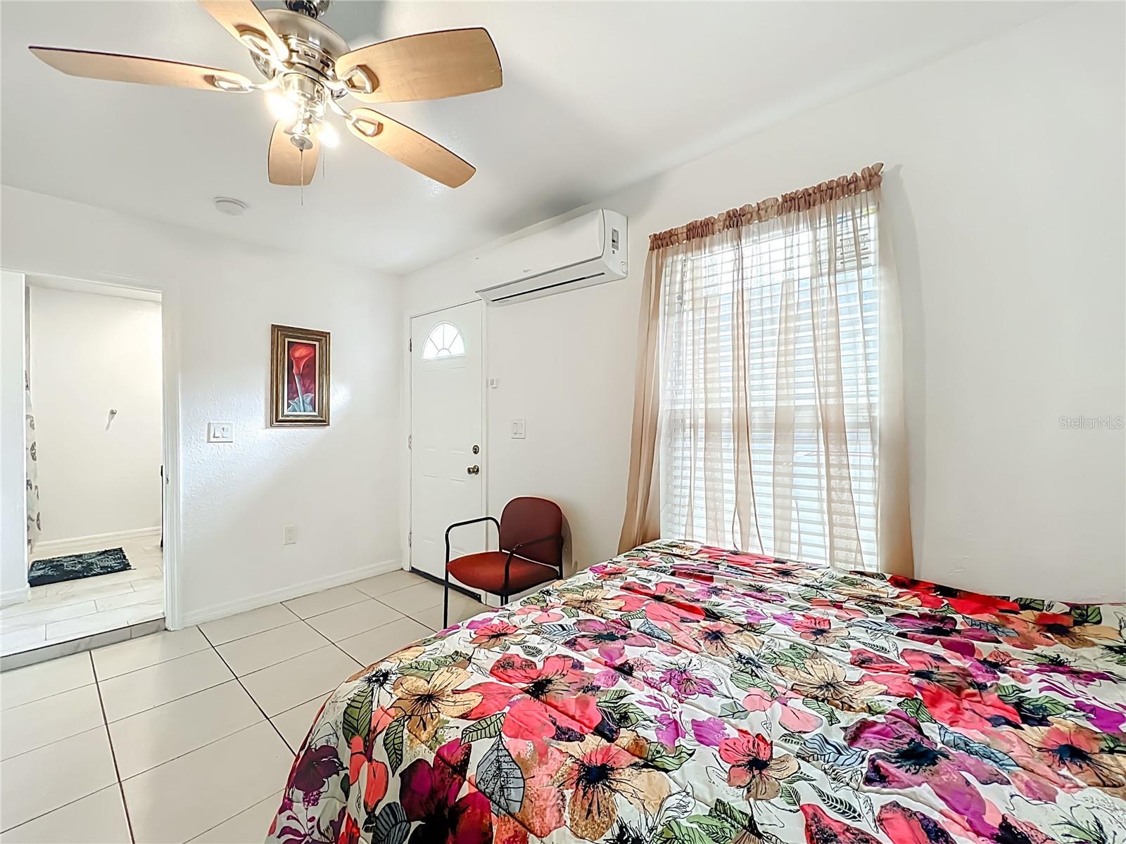 Image 21 of 25 For 1 Solandra Drive