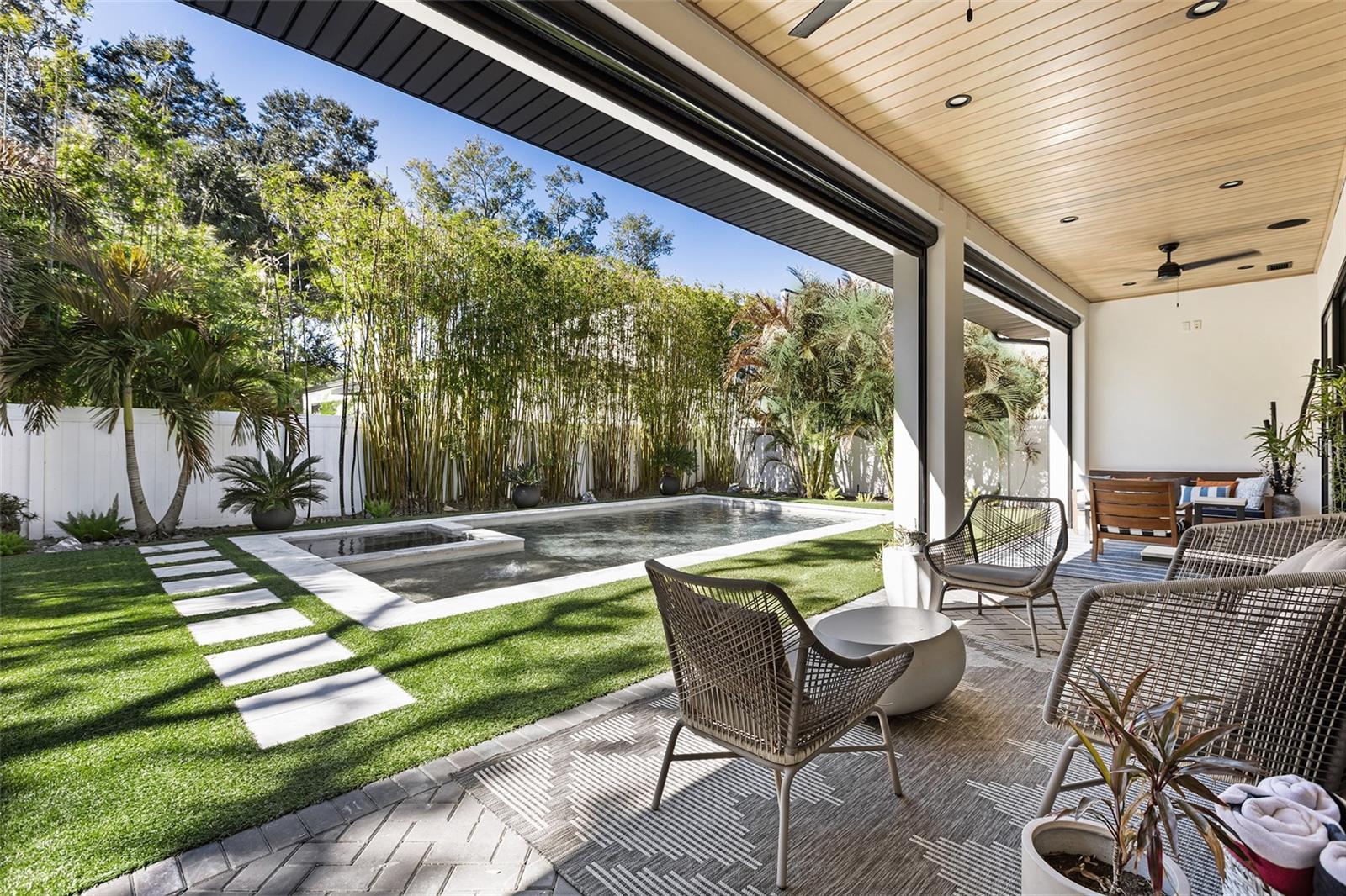 Image 15 of 55 For 3316 Helen Avenue