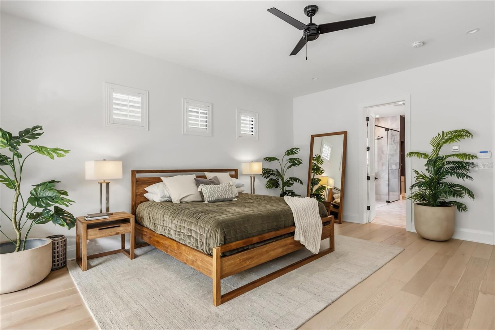 Image 19 of 55 For 3316 Helen Avenue