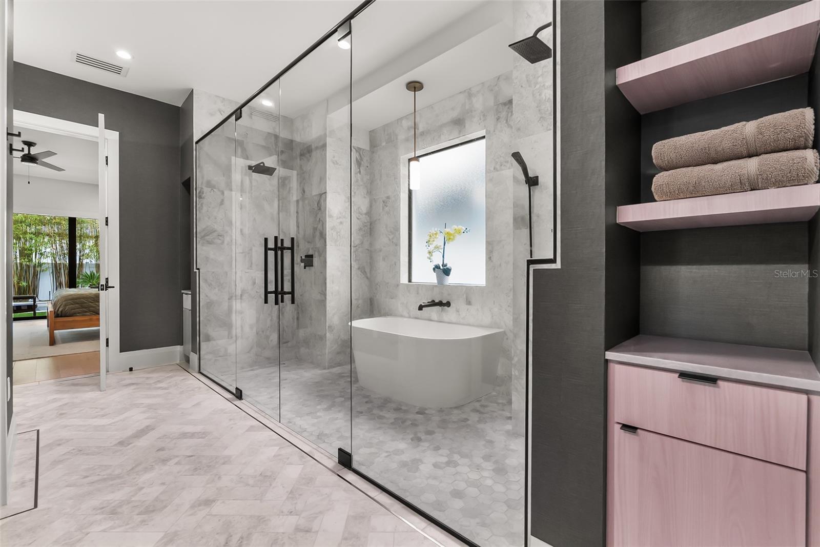 Image 21 of 55 For 3316 Helen Avenue