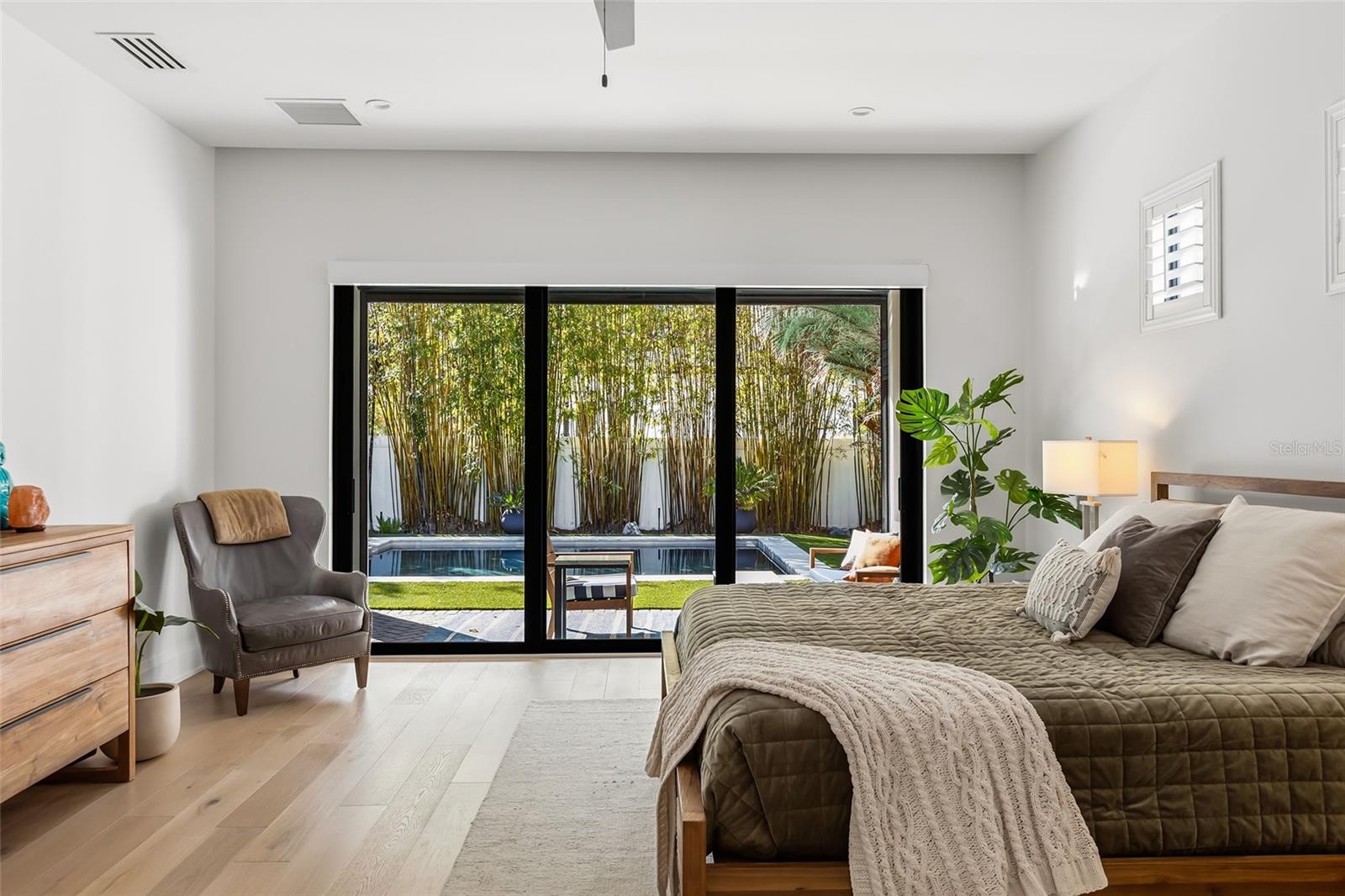 Image 27 of 55 For 3316 Helen Avenue