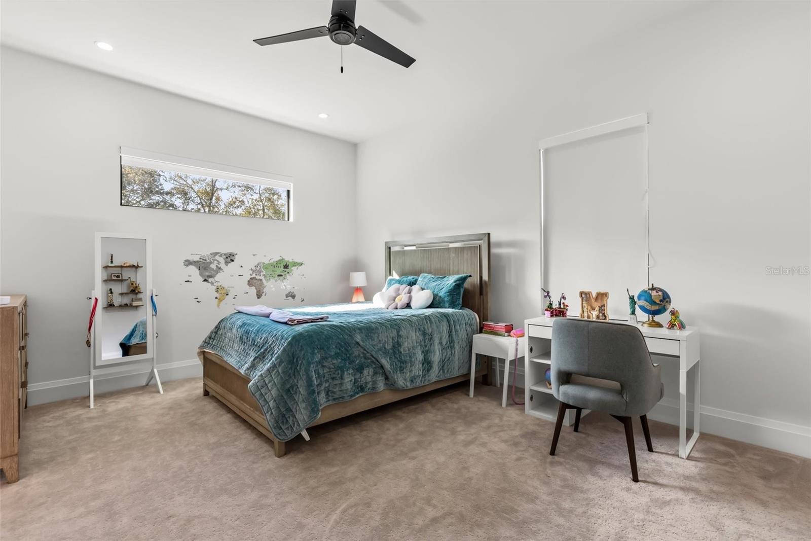 Image 41 of 55 For 3316 Helen Avenue