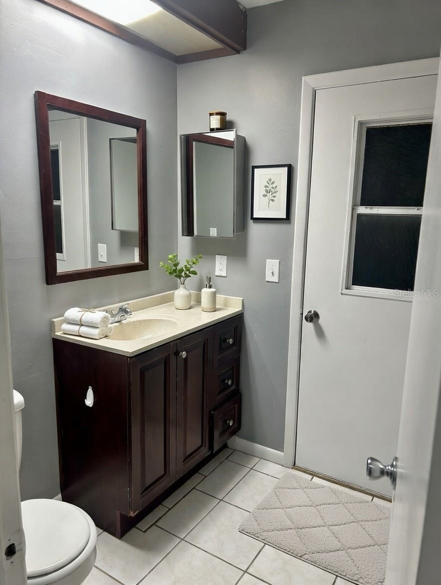 Image 5 of 8 For 15617 Morning Drive