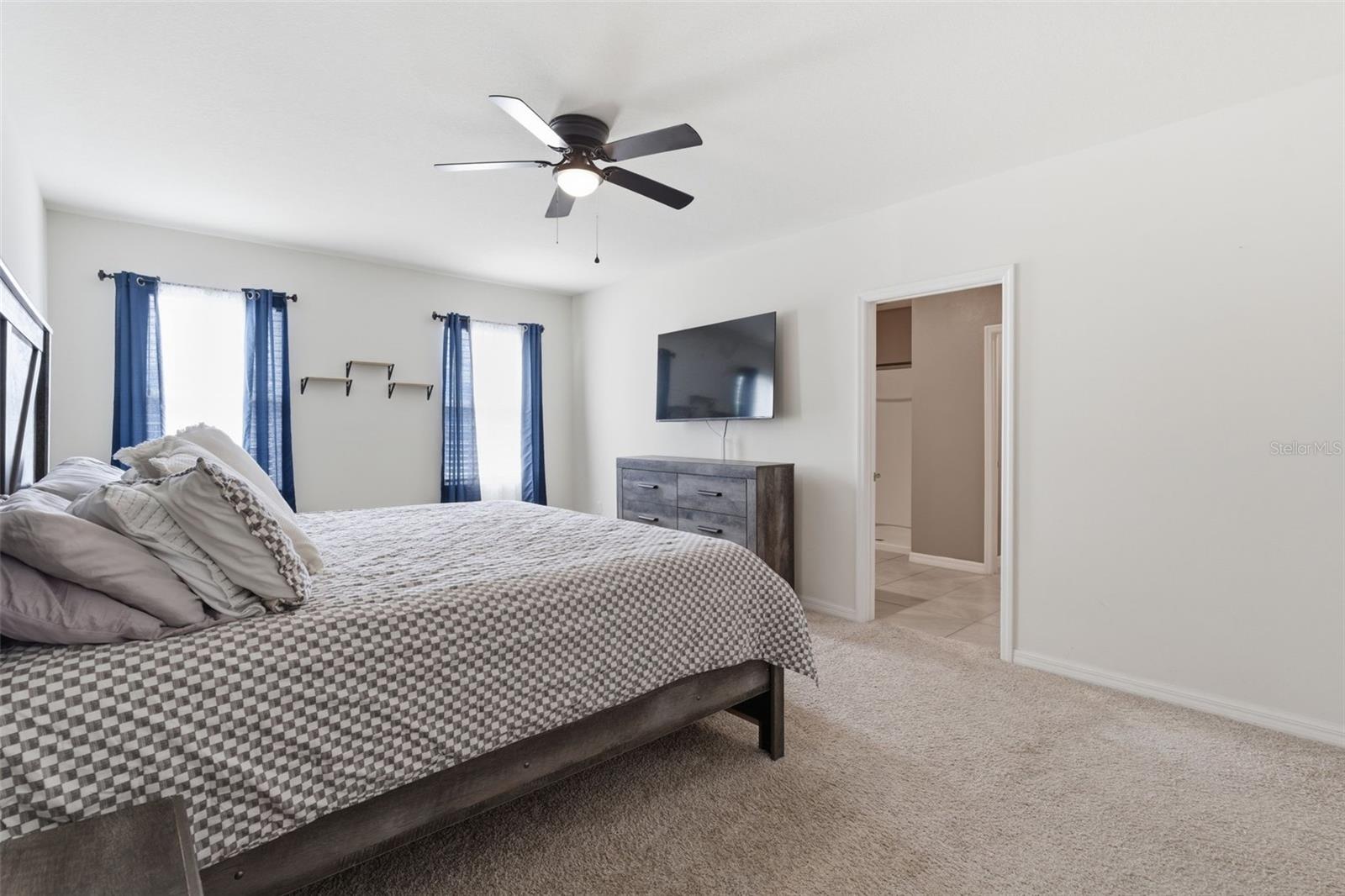 Image 19 of 38 For 803 Baylor Drive