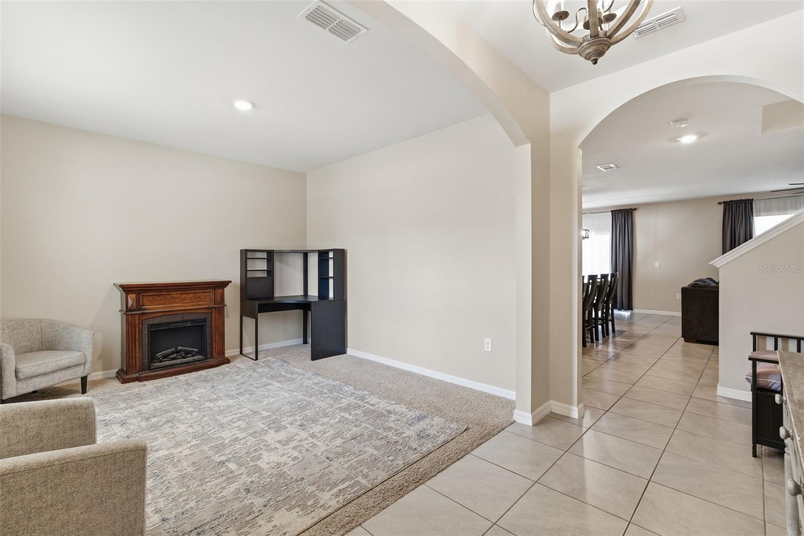 Image 5 of 38 For 803 Baylor Drive