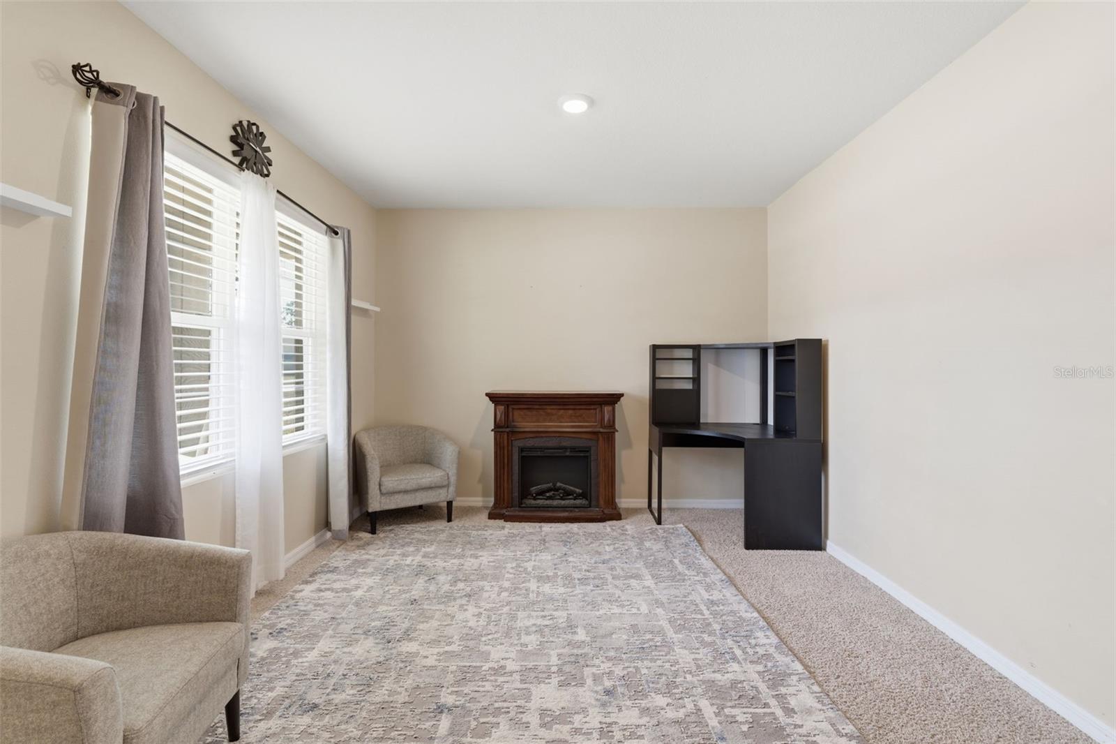 Image 6 of 38 For 803 Baylor Drive