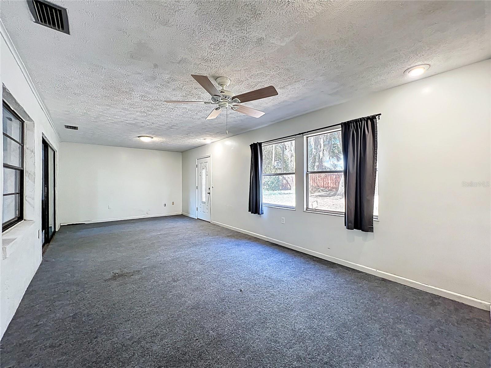 Image 21 of 29 For 1029 Michelle Court