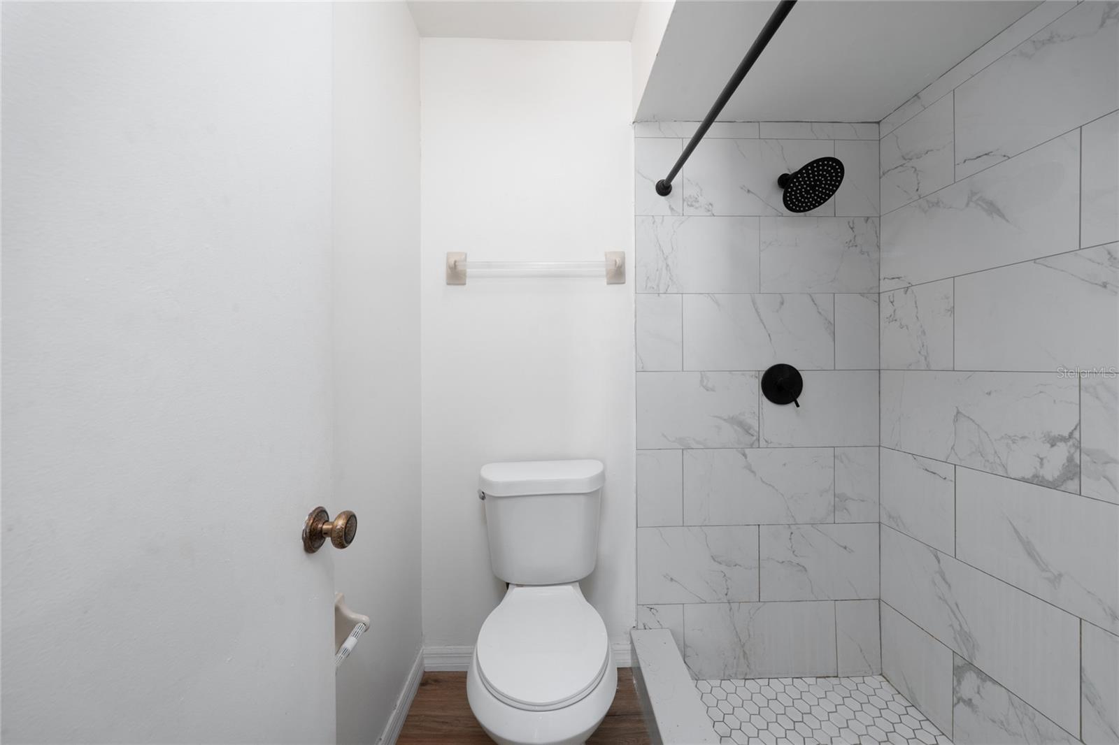 Image 7 of 23 For 126 Dahlia Village Circle 82