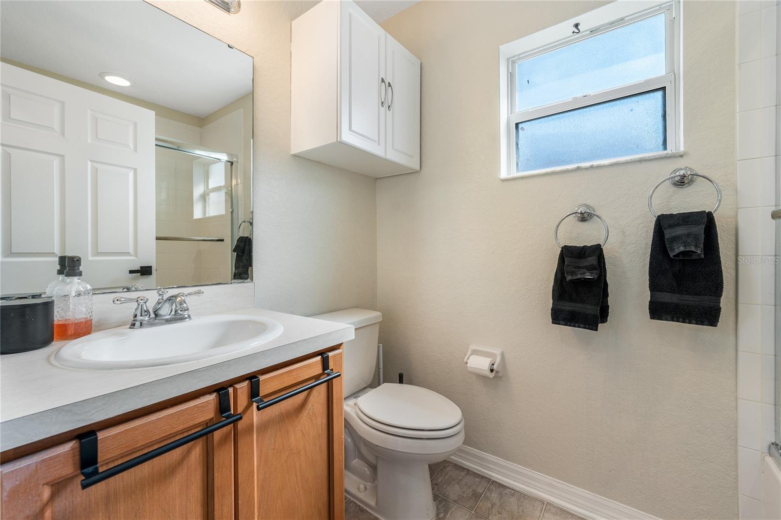 Image 16 of 18 For 1131 Highland Meadows Street