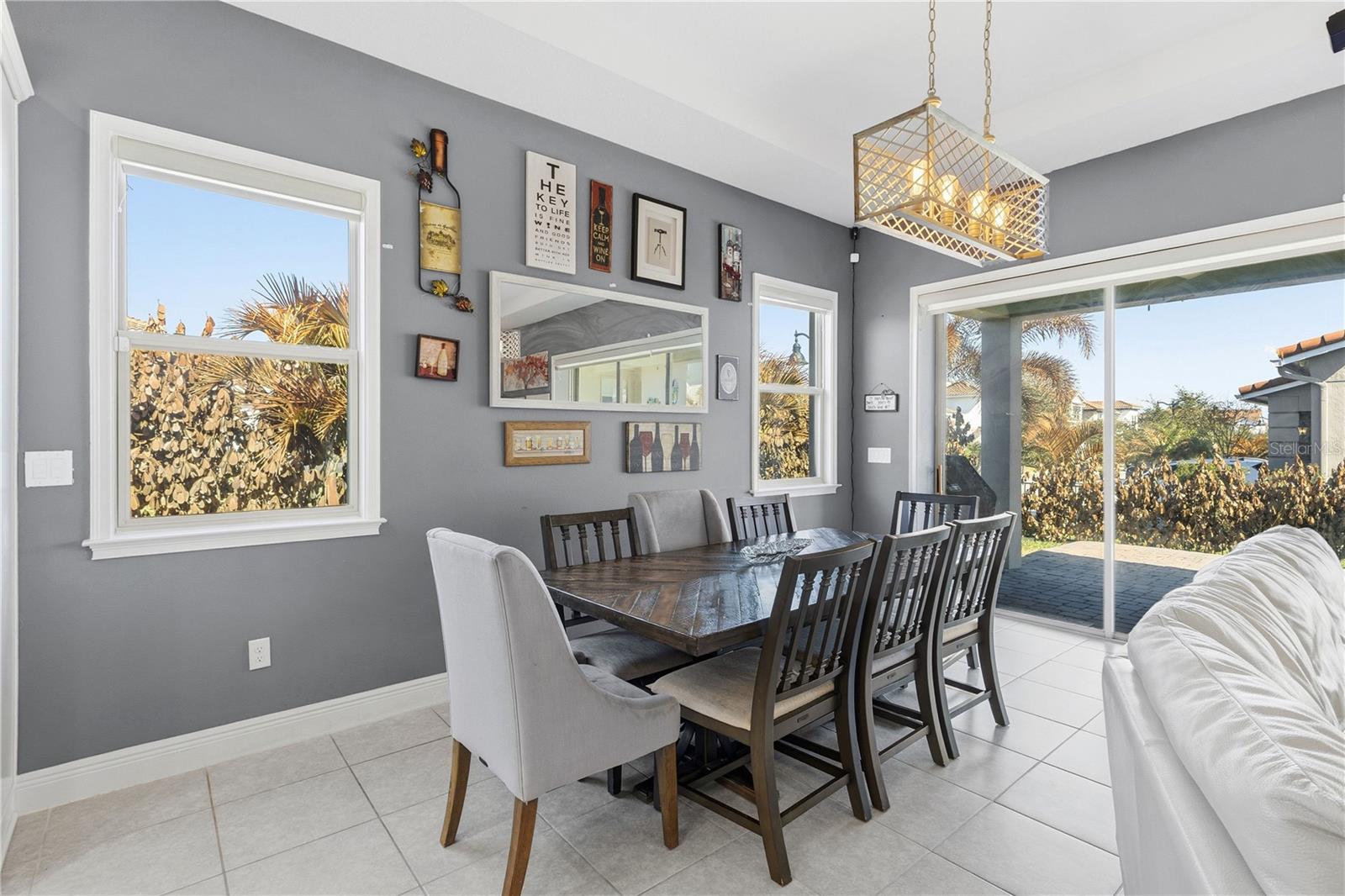 Image 13 of 59 For 13321 Oakenshaw Lane