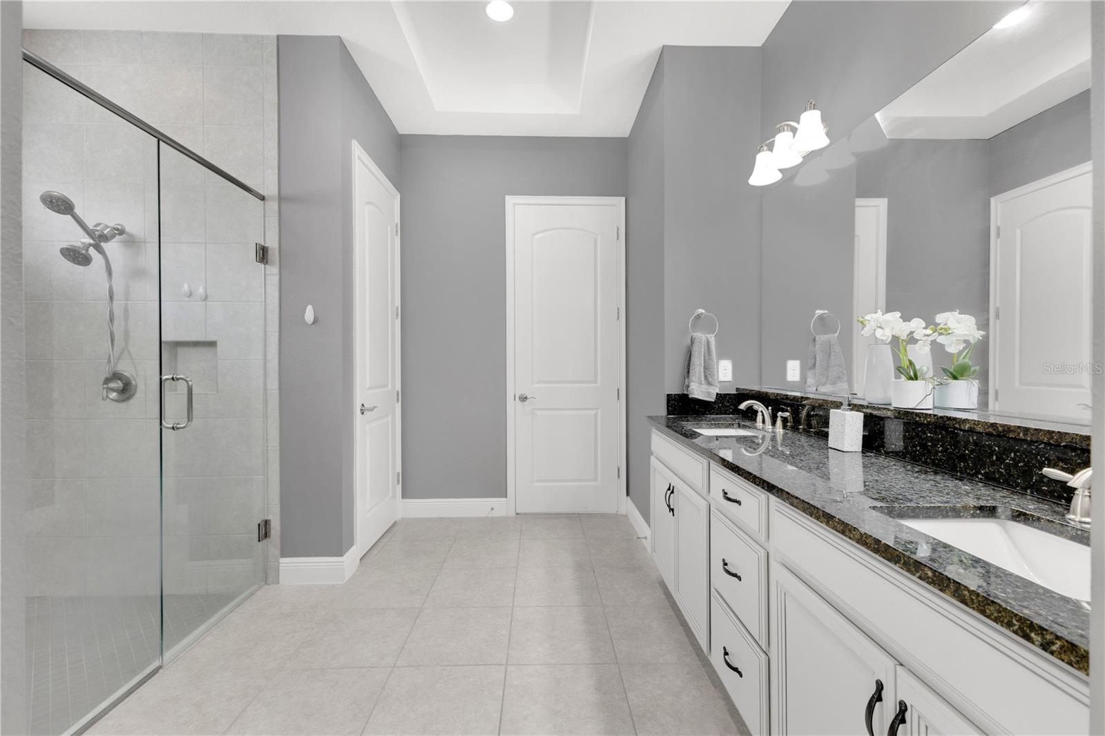 Image 17 of 59 For 13321 Oakenshaw Lane