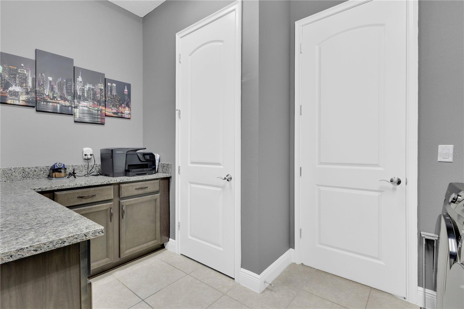 Image 20 of 59 For 13321 Oakenshaw Lane