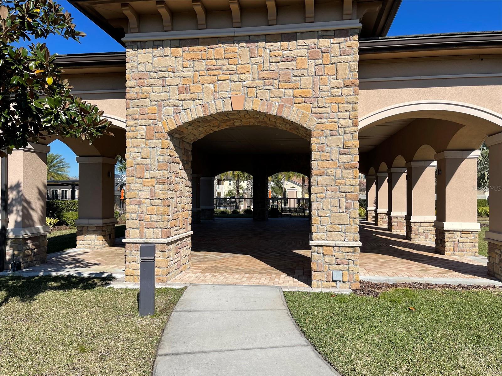 Image 39 of 59 For 13321 Oakenshaw Lane