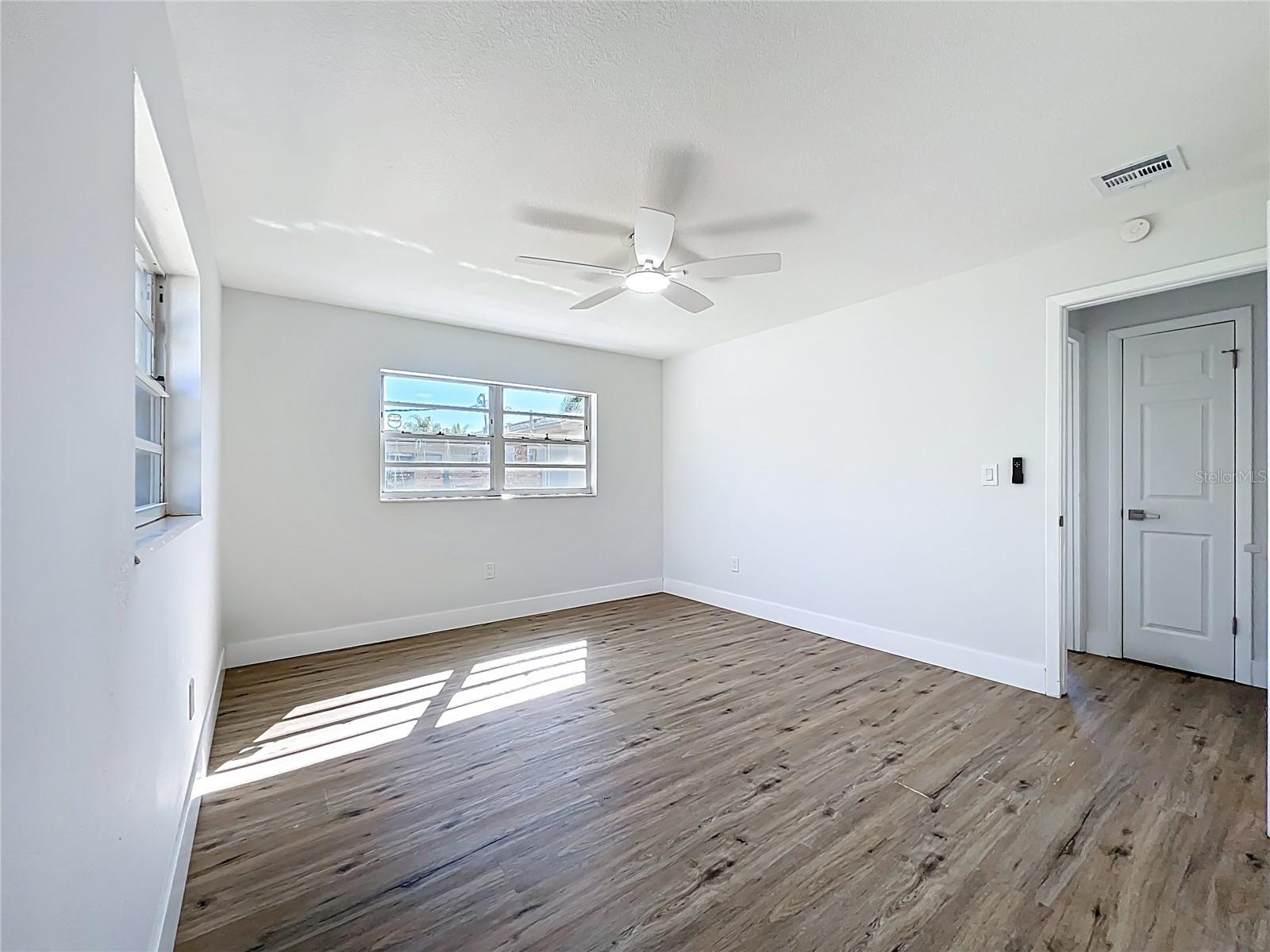 Image 29 of 55 For 615 Hillcrest Avenue