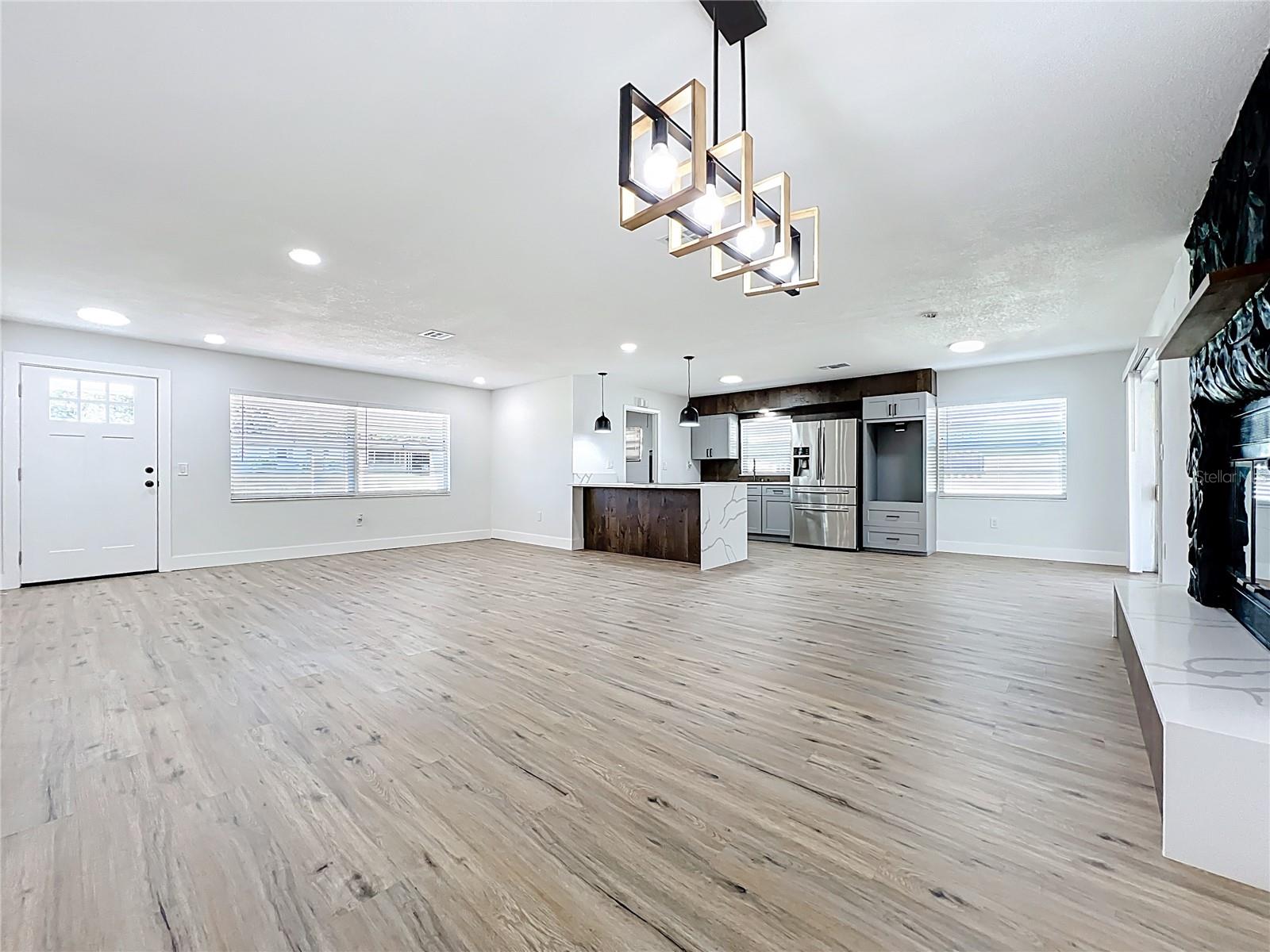 Image 6 of 55 For 615 Hillcrest Avenue