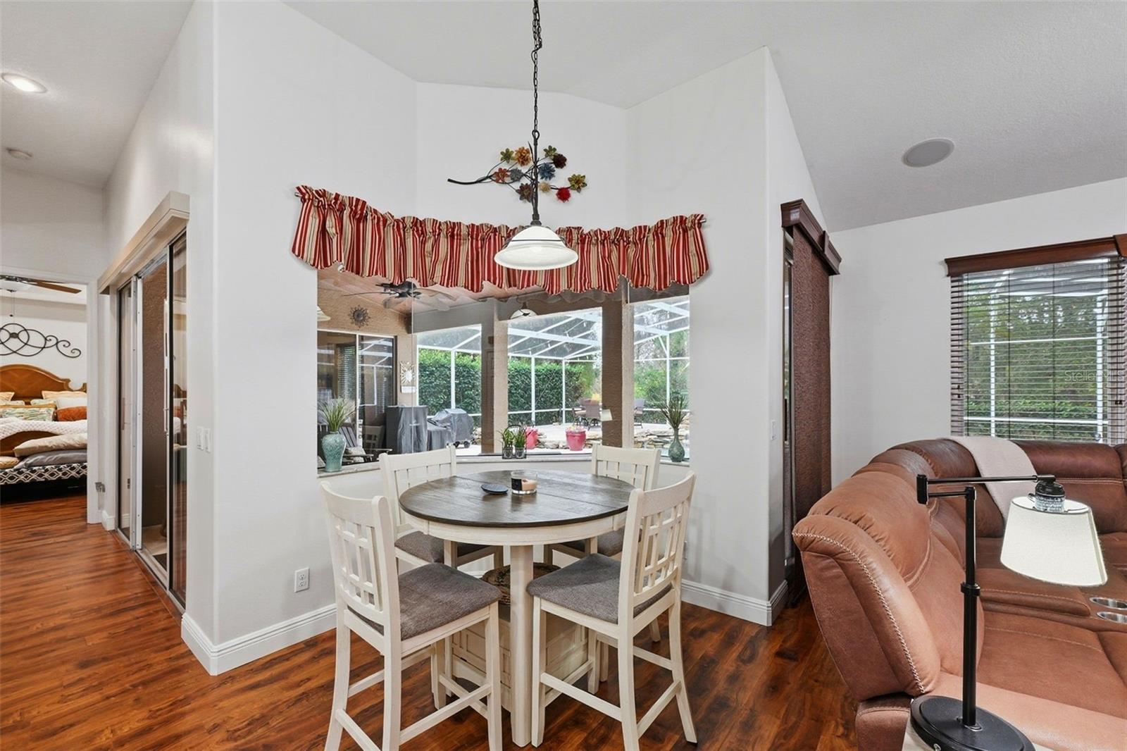 Image 10 of 30 For 587 Masalo Place