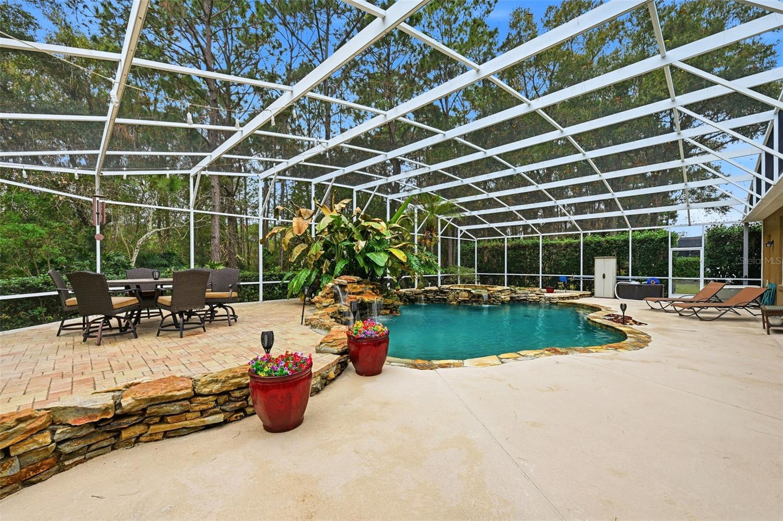 Image 5 of 30 For 587 Masalo Place