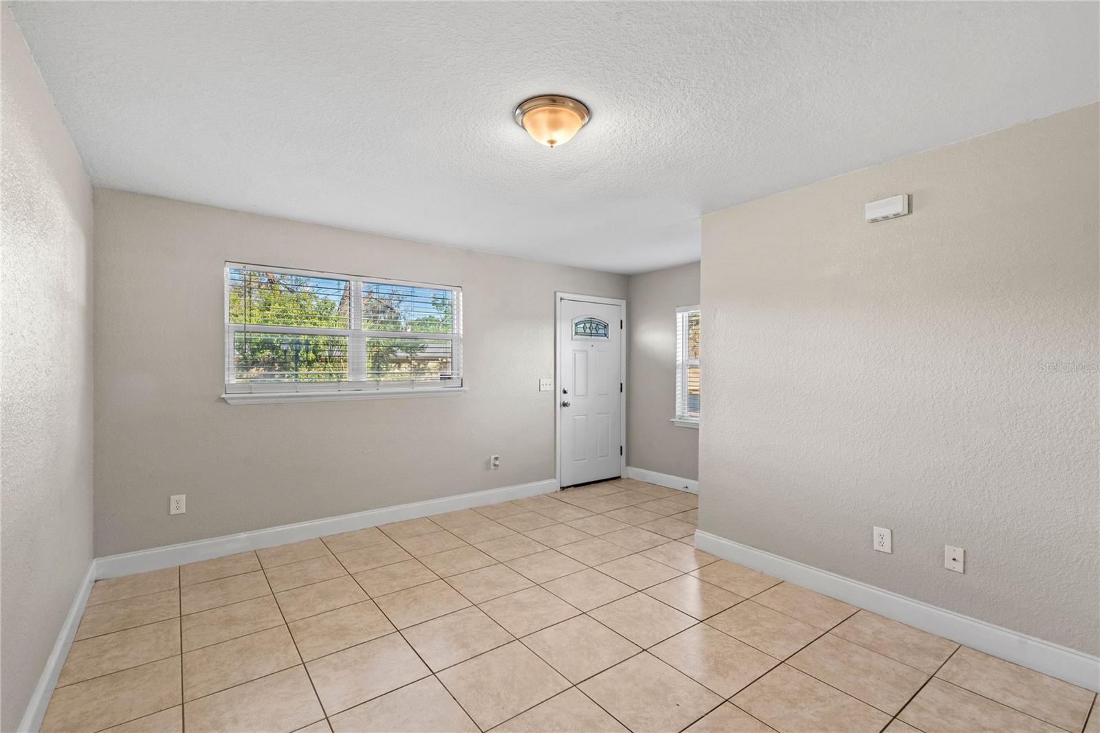 Image 2 of 23 For 210 East Street B