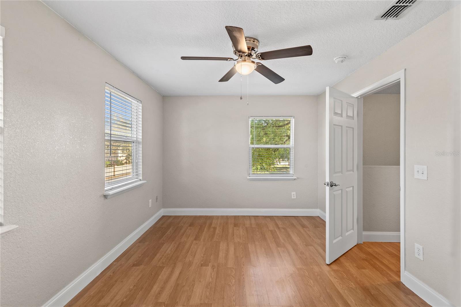 Image 22 of 23 For 210 East Street B