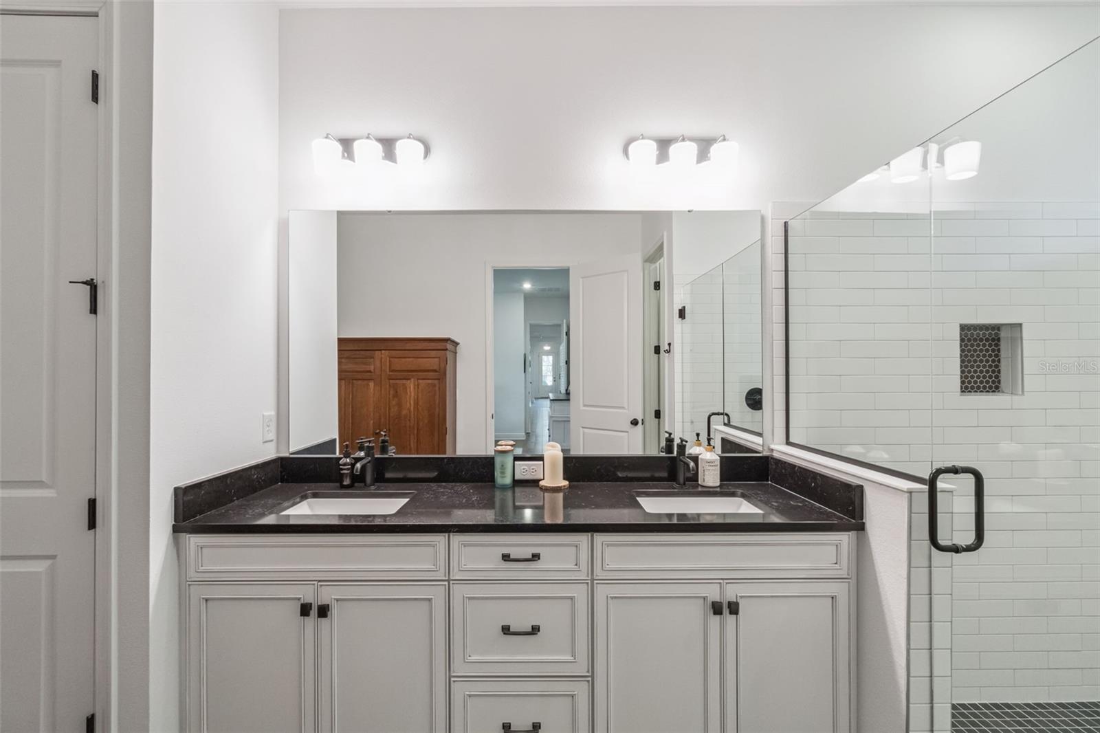 Image 17 of 36 For 13106 Mcmillan Drive