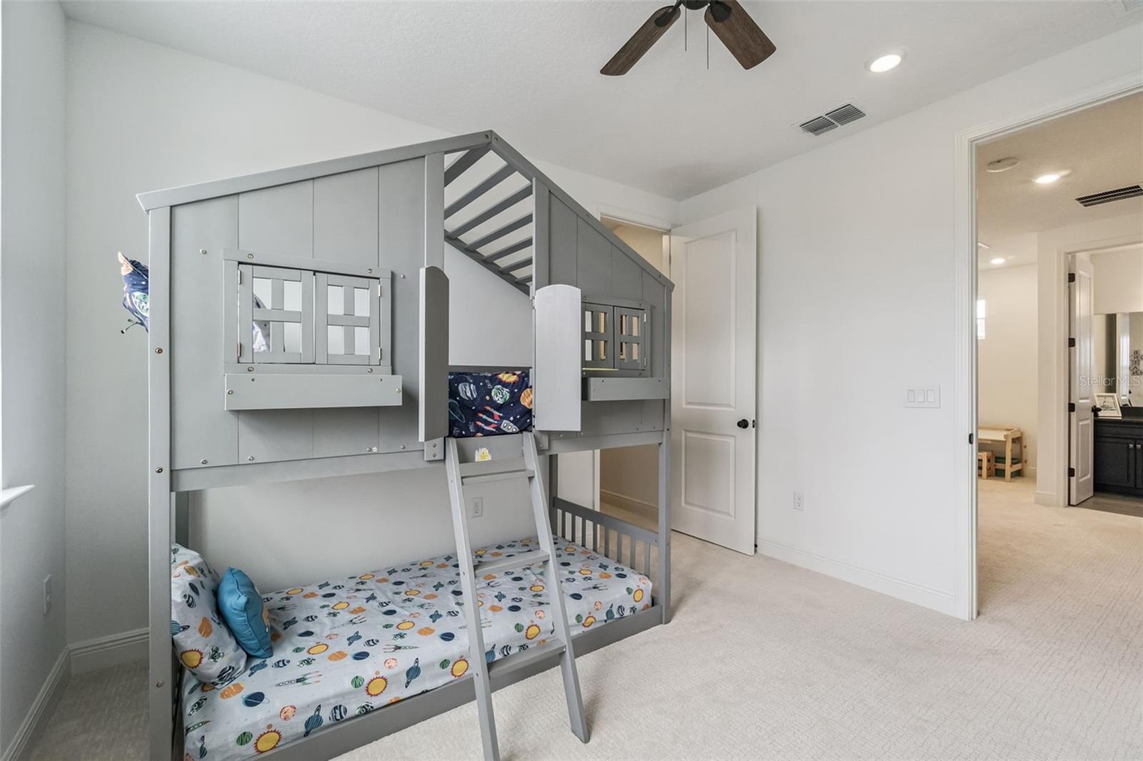 Image 22 of 36 For 13106 Mcmillan Drive