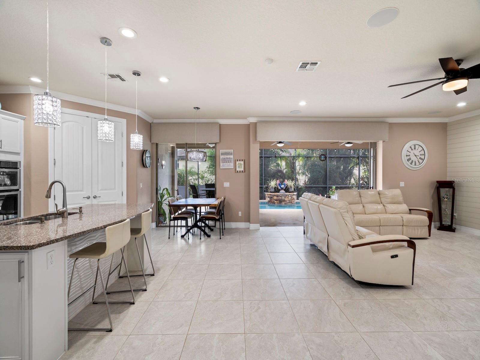 Image 11 of 57 For 2618 Mead Avenue