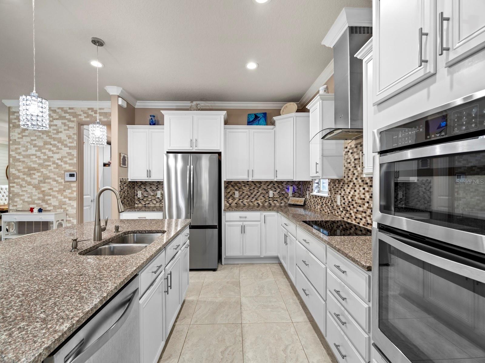 Image 14 of 57 For 2618 Mead Avenue