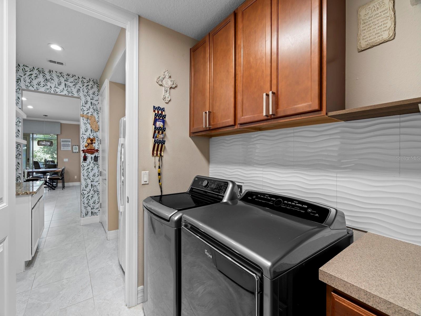 Image 43 of 57 For 2618 Mead Avenue