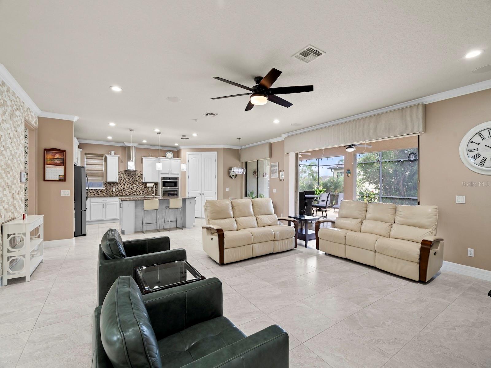 Image 9 of 57 For 2618 Mead Avenue