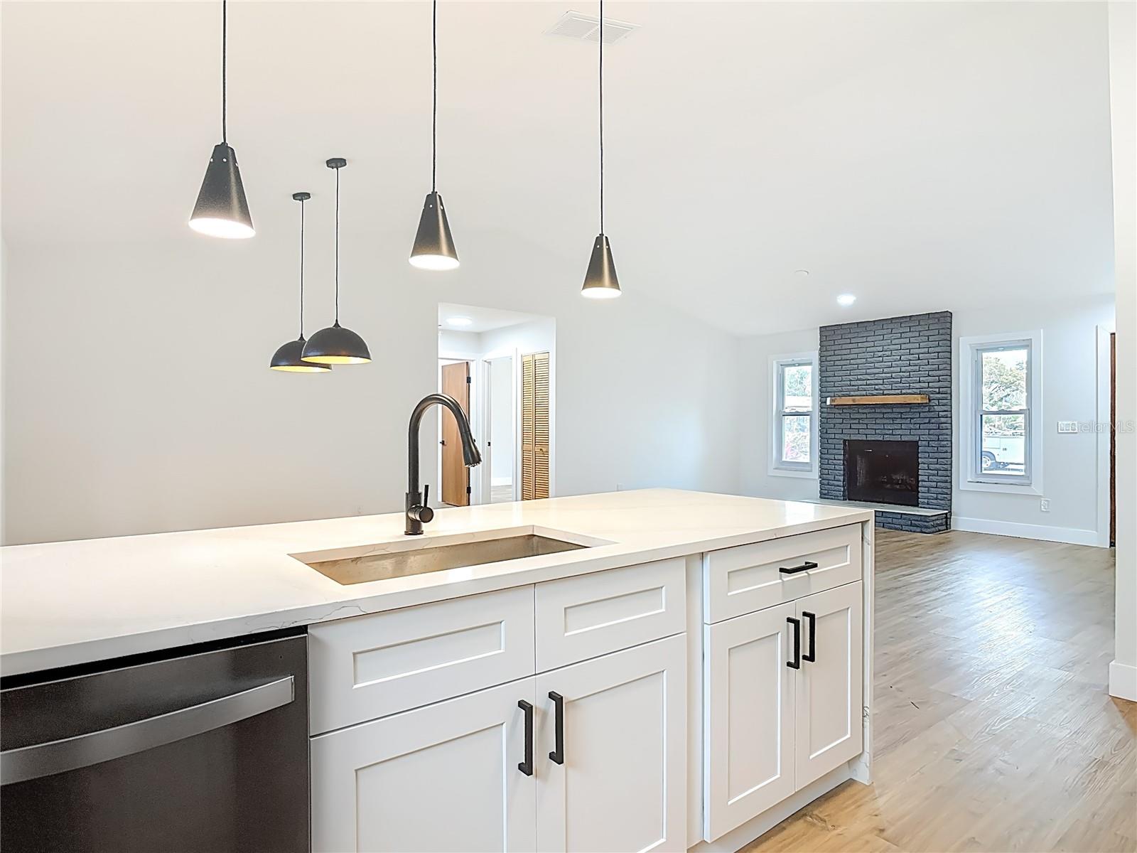 Image 11 of 43 For 2320 Citrus Avenue