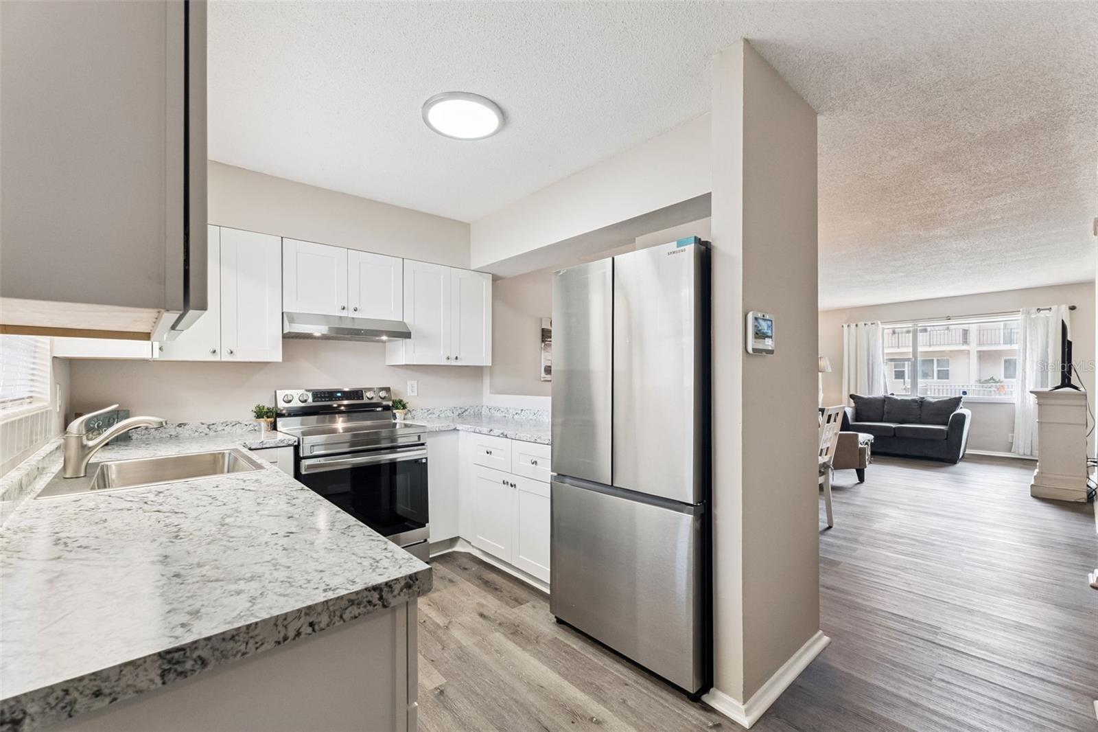 Image 12 of 29 For 4454 Atlantic Avenue 1140