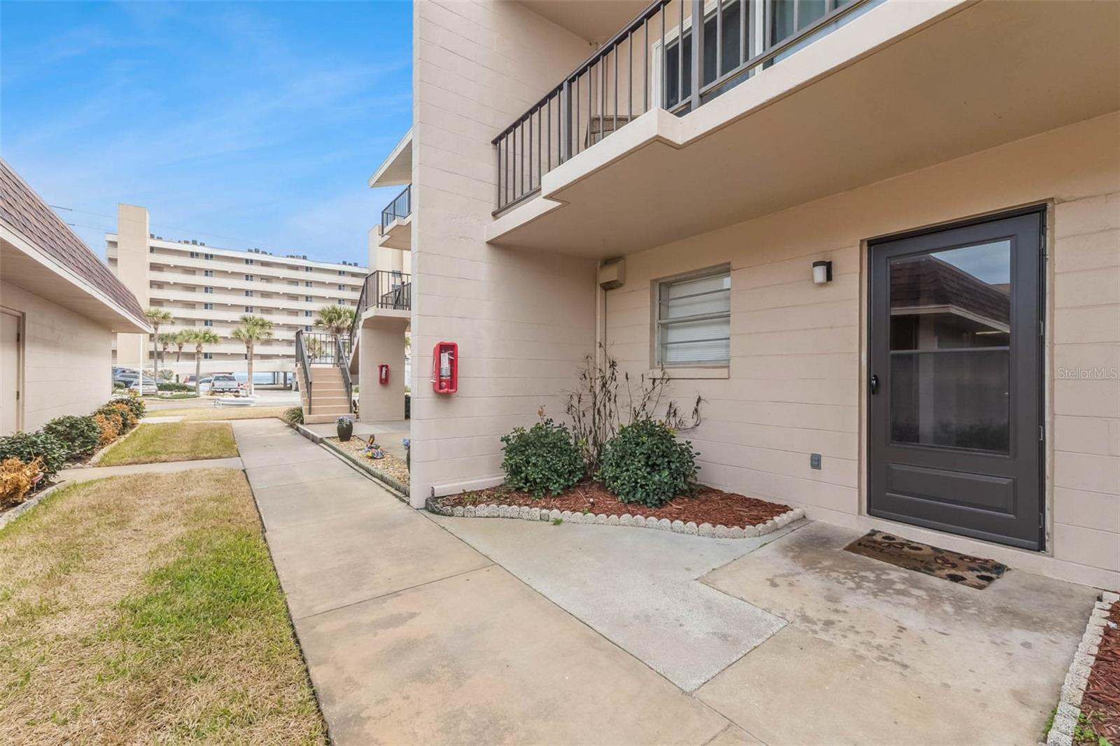 Image 2 of 29 For 4454 Atlantic Avenue 1140