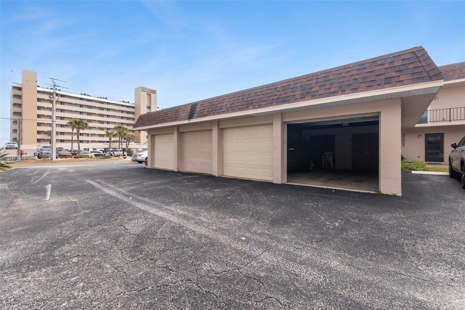 Image 23 of 29 For 4454 Atlantic Avenue 1140