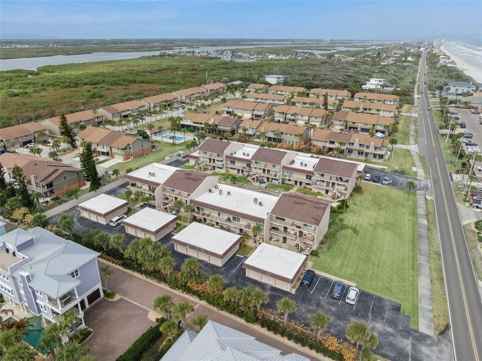 Image 27 of 29 For 4454 Atlantic Avenue 1140