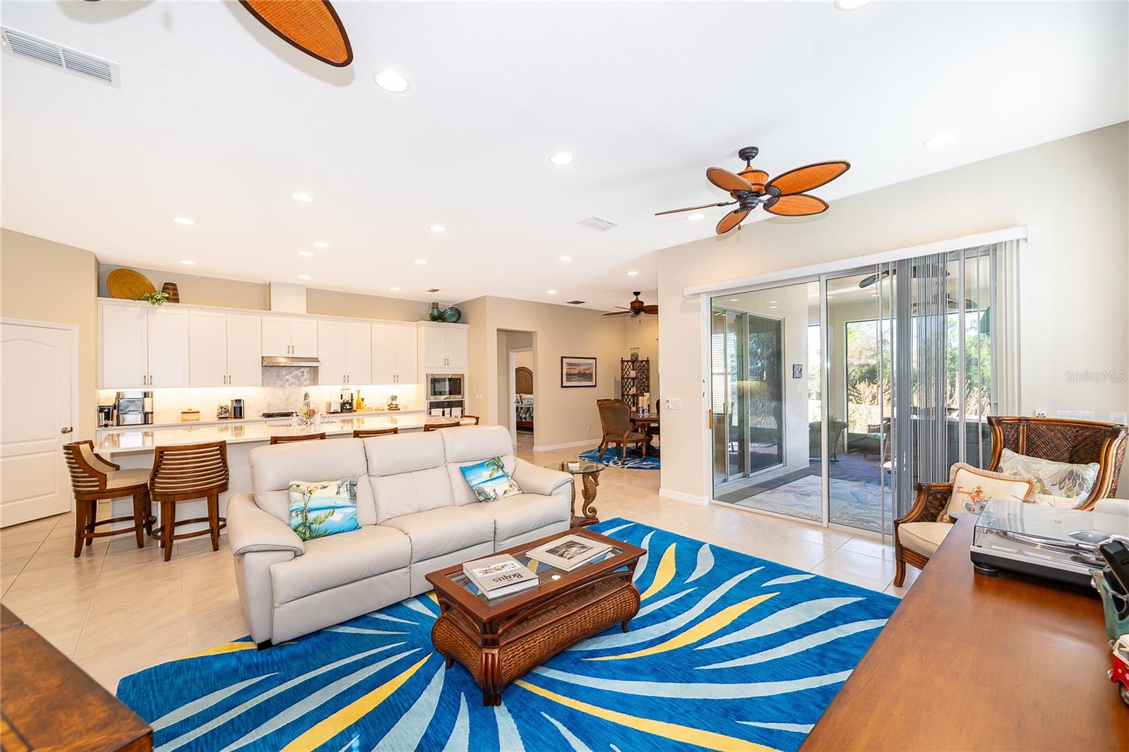 Image 8 of 36 For 7789 Four Seasons Boulevard